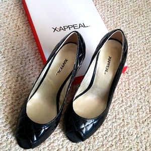 X-APPEALl,"Buttercup" black, size 6
